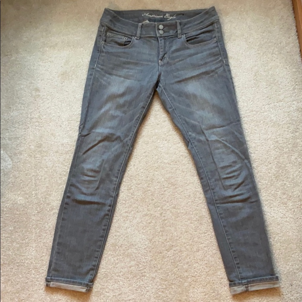 Like-New American Eagle Grey Skinny Jeans Size 8